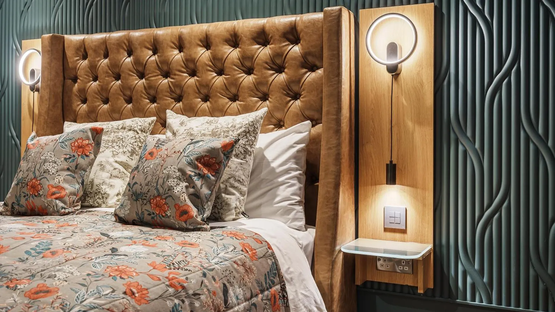 Bonnie Hotel Haymarket Edinburgh