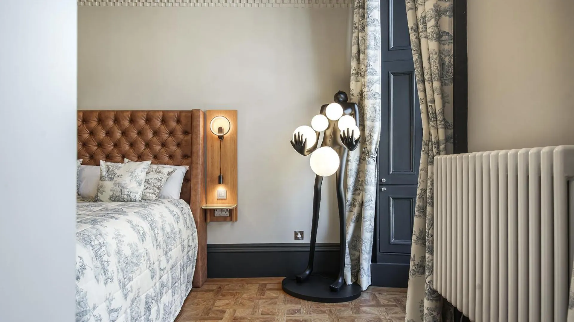 Bonnie Hotel Haymarket Edinburgh