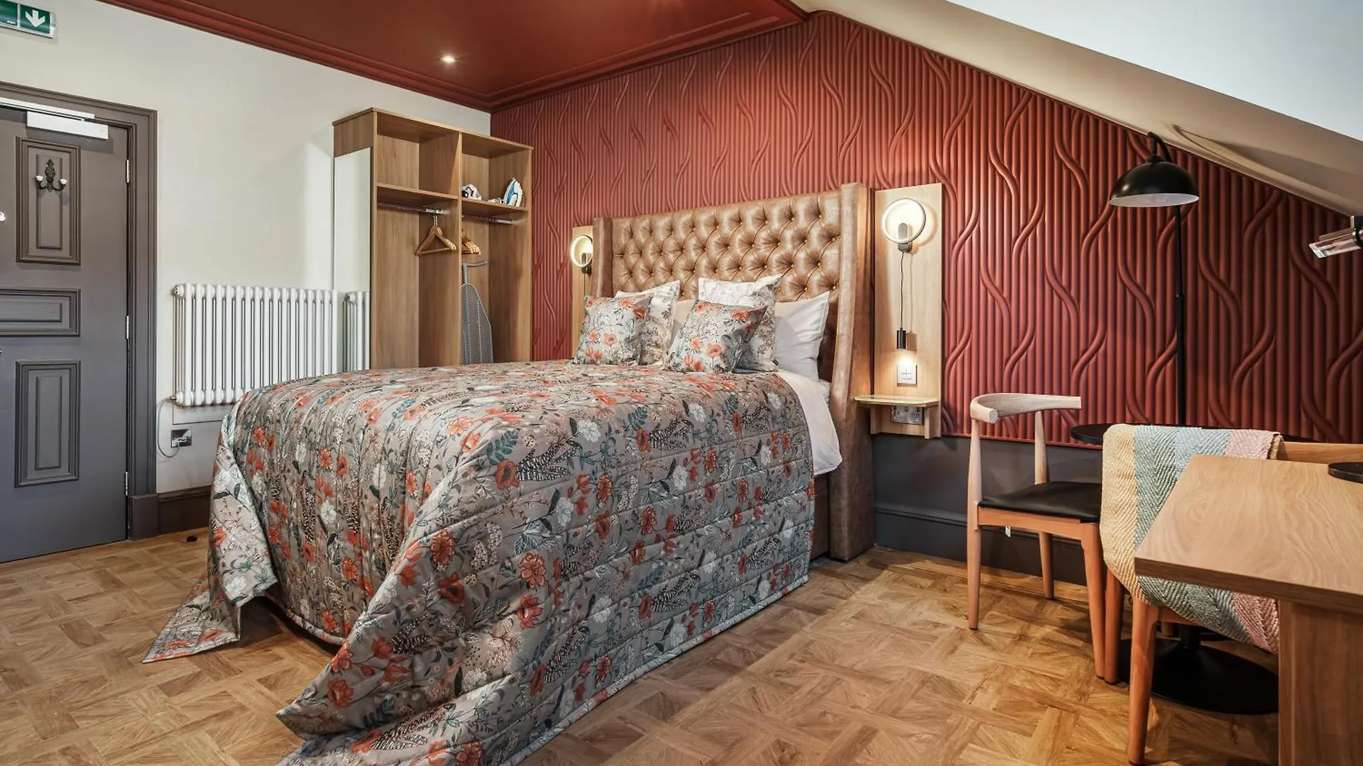 Bonnie Hotel Haymarket Edinburgh